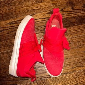 Steve Madden Lancer Sneaker